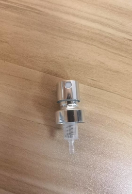 Silber K402-1 Crimp Parfümpumpe Sprayer Dauerstoff aus Kunststoff