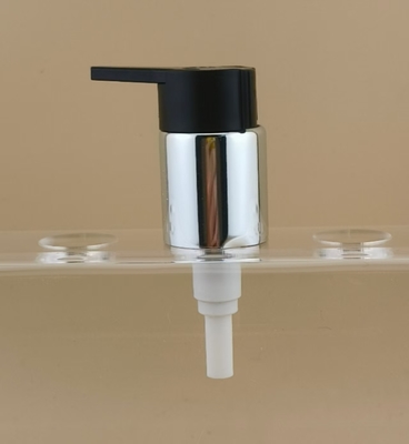 Schwarz-Silbercremepumpe K702-1 für Kosmetikflaschen