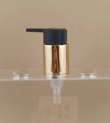 Schwarz-Gold-Cremespumpe K702-1 für Kosmetikflaschen