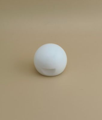 Weißes, glatte Kugeldeckel aus Kunststoff für Kosmetikflaschen