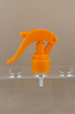 Mini-Trigger-Sprayer aus orangefarbenem Kunststoff für Friseure