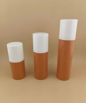 Neues Design Braune tragbare Plastikflasche ohne Luft und Fahrkomfort mit weißem Cover 1B