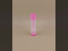 Kleine, glatte, transparente Lippenbalsam-Verpackung mit rosa Deckel für Lippenstifte