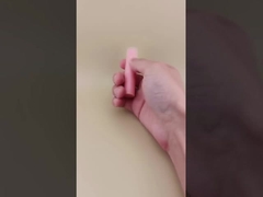 Rosa kleine Lippenbalsam-Verpackung mit durchsichtigem, geripptem Deckel für Lippenstifte