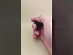 Schwarze, runde, glatte Plastikkappe für Kosmetikflaschen