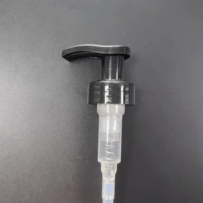 24/400 28/400 schwarze pp.-PET Material-Lotions-Pumpe gab 1,20 - 1.50ml/T aus