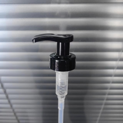 24/400 28/400 schwarze pp.-PET Material-Lotions-Pumpe gab 1,20 - 1.50ml/T aus