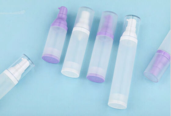 Zusammengestellte Farbe PP Kosmetische Luftlose Lotion Pumpe Vakuumflasche