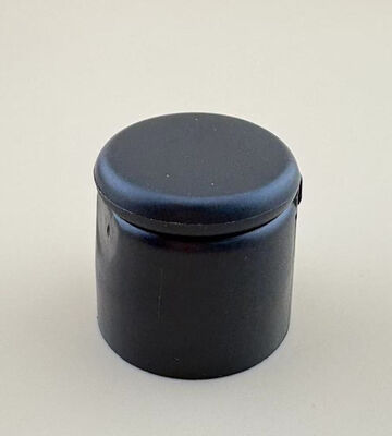 Schwarzer, mattierter Flip-Top-Verschluss 24/410 für Shampoo-Flasche