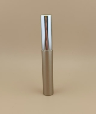 Neues Design Goldener Wimpernbürstenpinsel mit silbernem Deckel für Lippenstifte