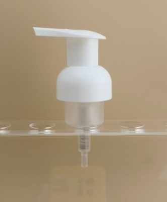 Fein gestaltete weiße Kunststoff-Schaumbompe für Shampoo-Flaschen